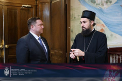 Picsart-25-11-12-11-56-53-096